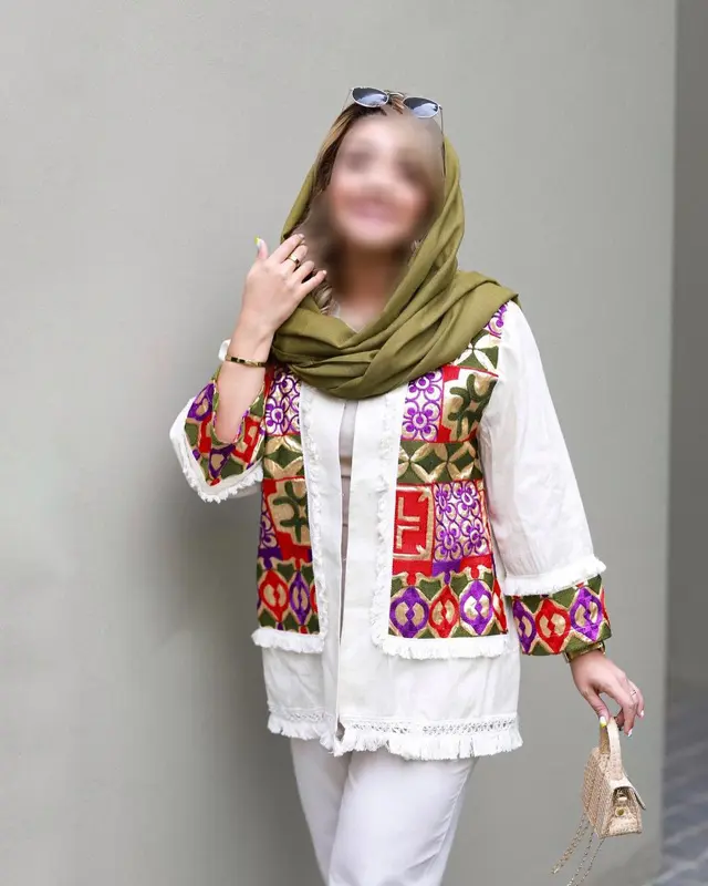 Katie coat model (37)