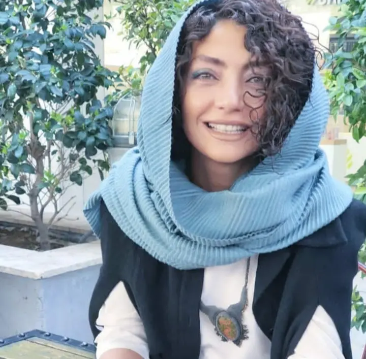 Helen Naghi Lu (11)