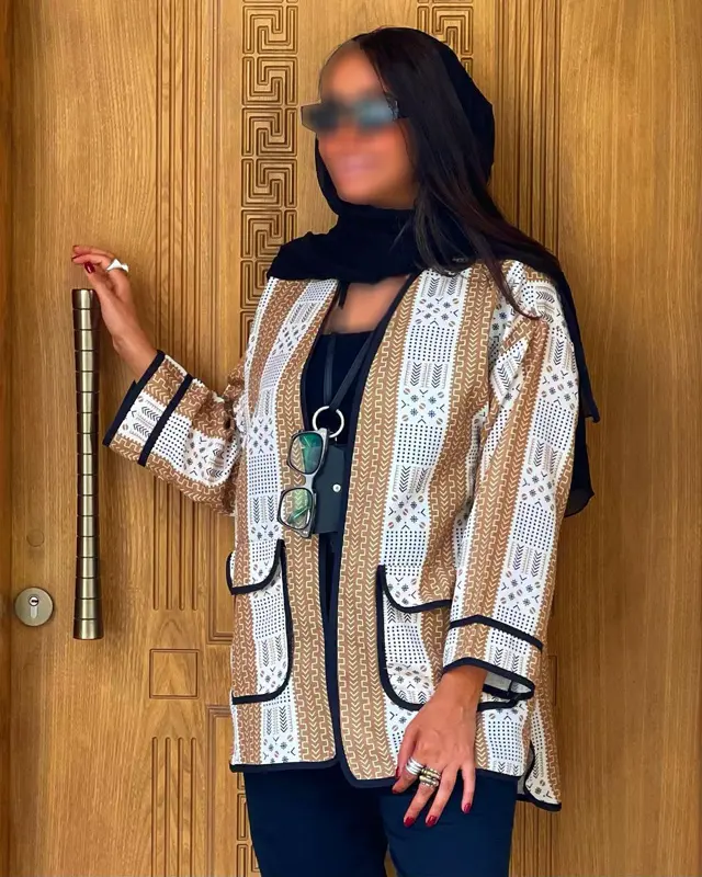 Katie coat model (34)