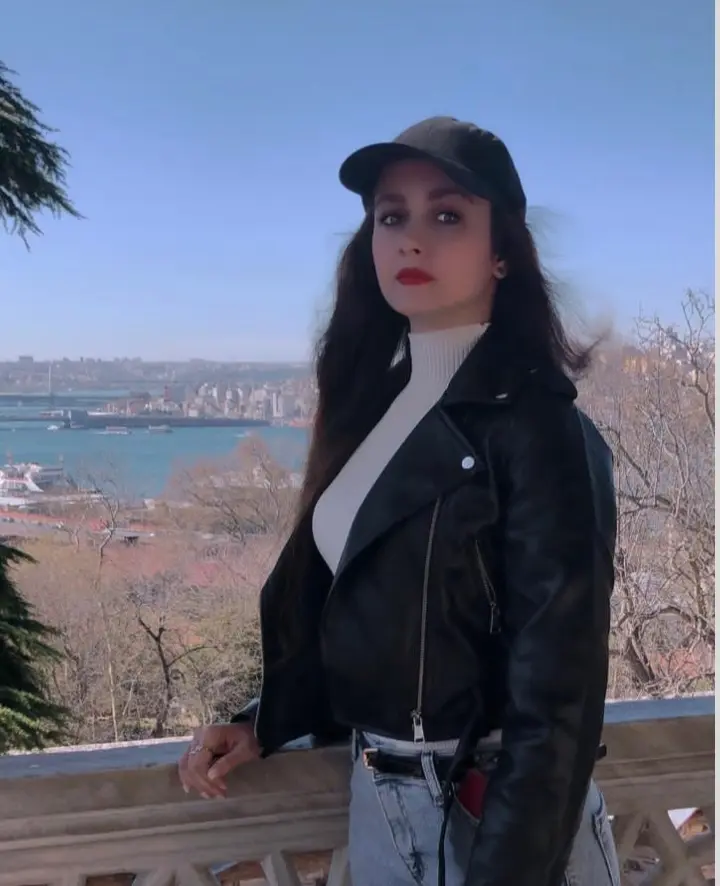 Sara Tavakli (11)