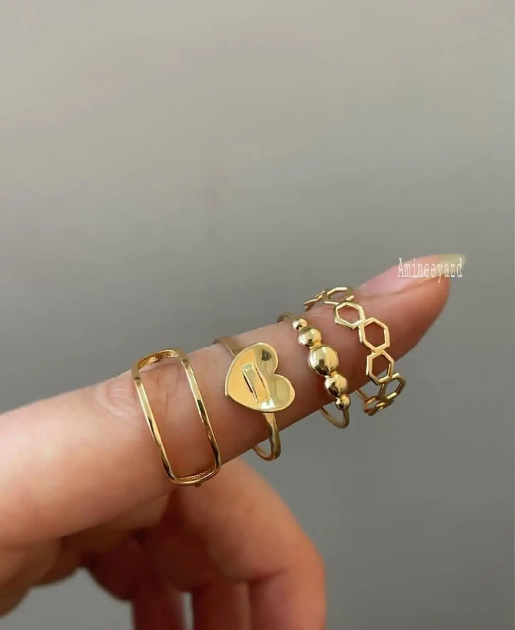 Gold ring model (28)