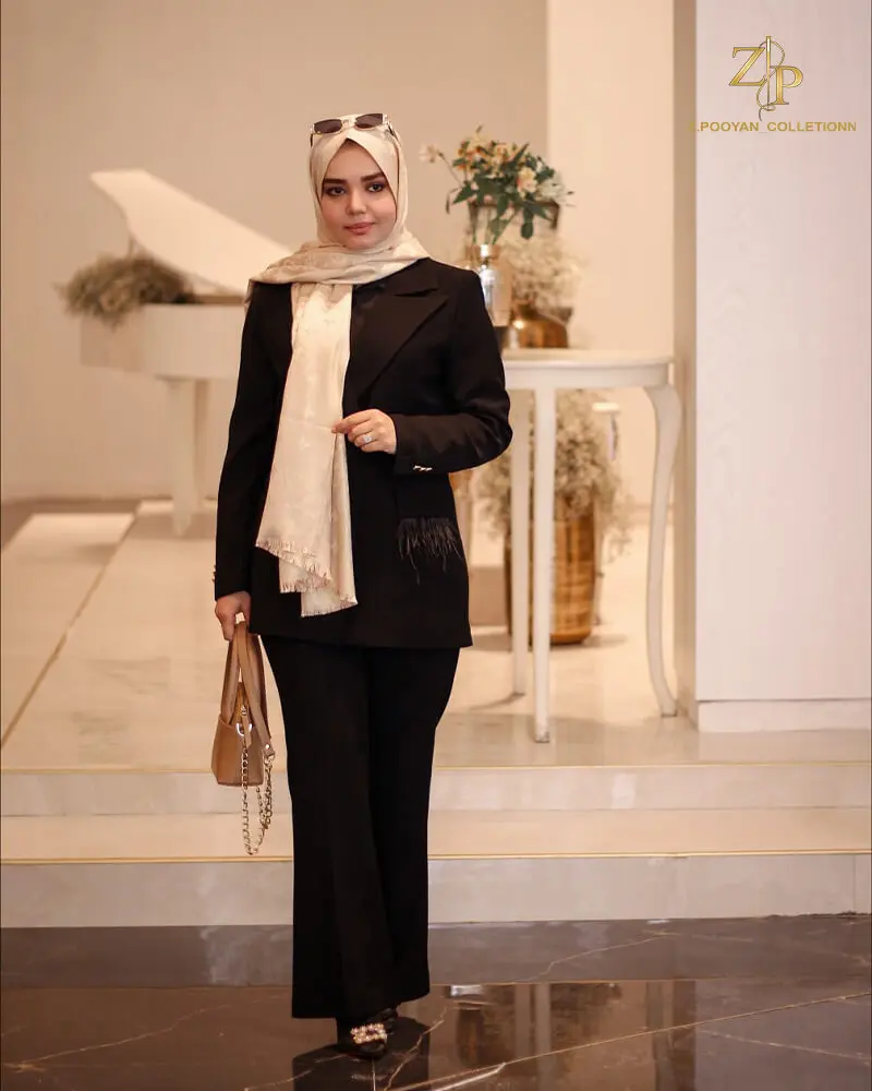 Girls suit (1)