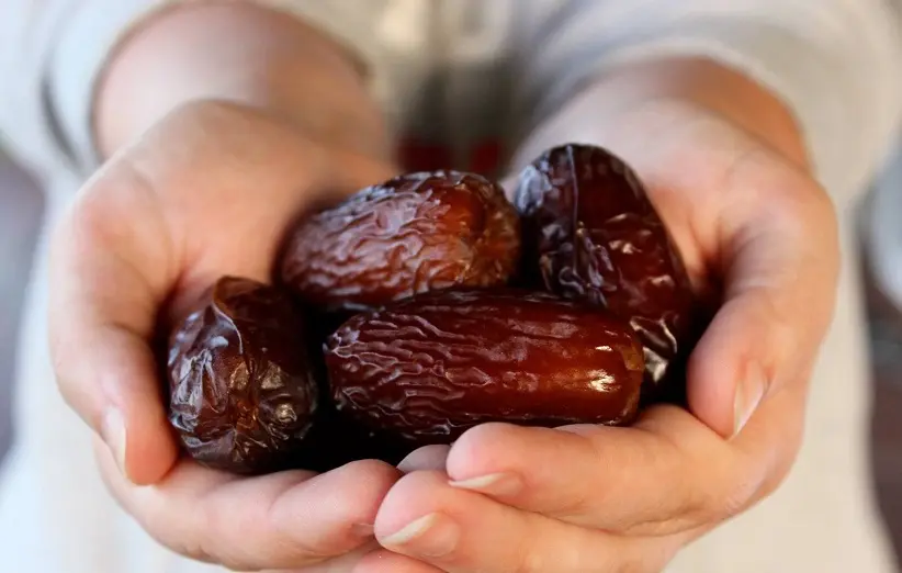 dates (4)