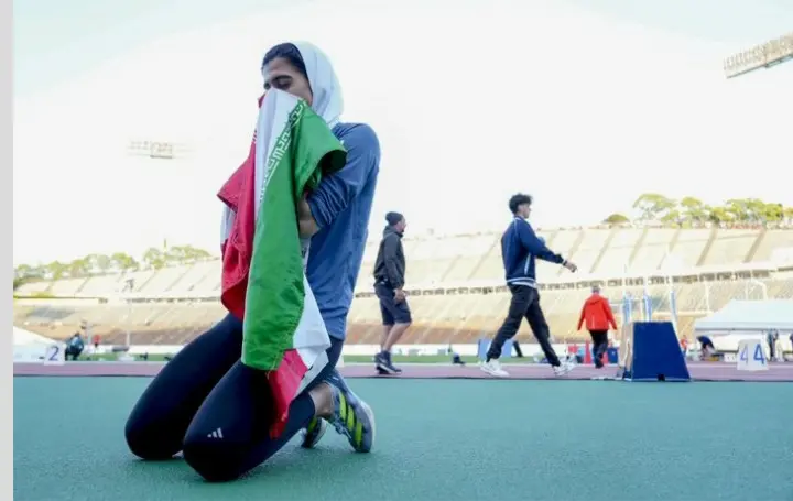 Hajar Safarzadeh (4)