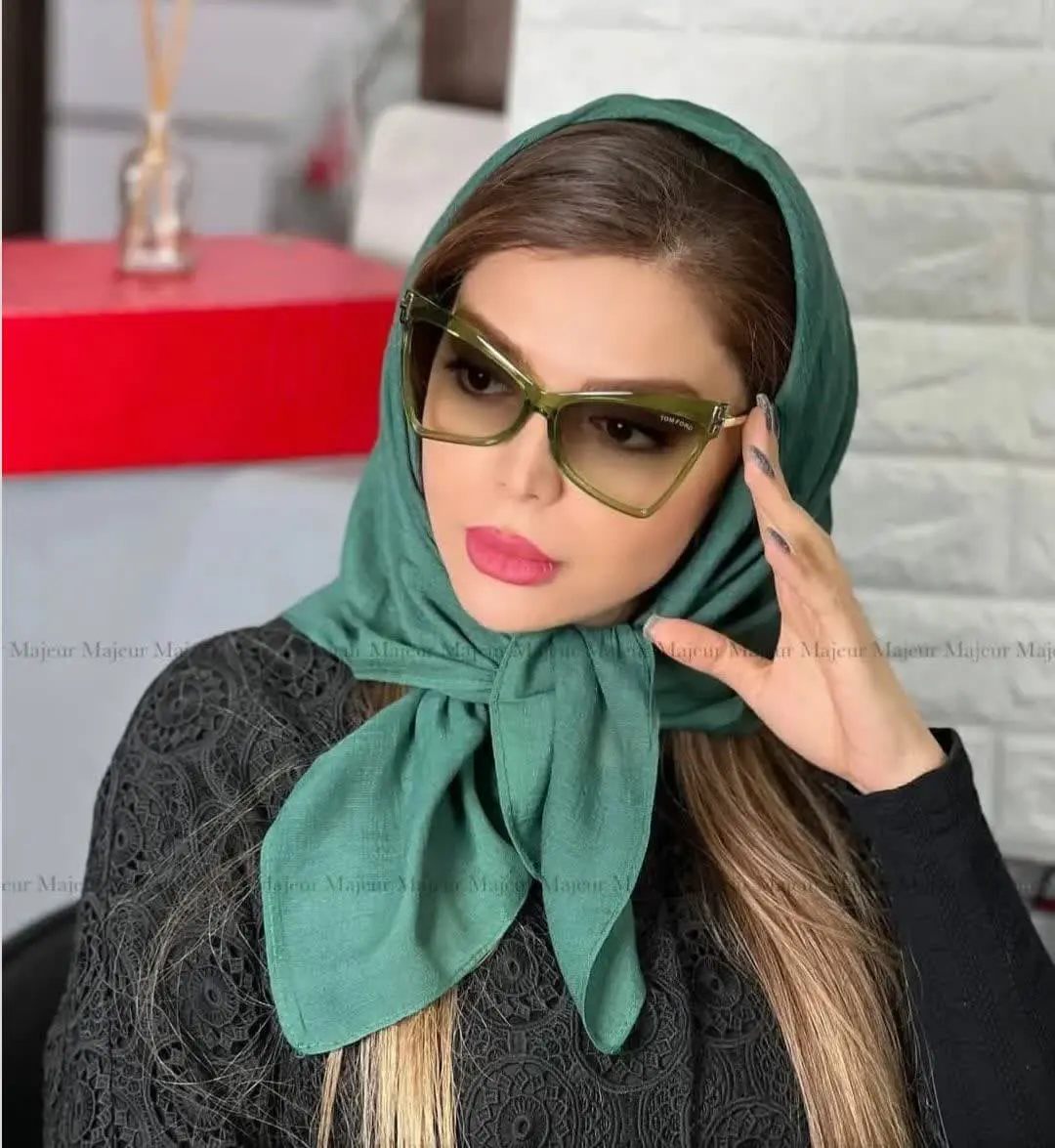 Girls_ scarf model (31)