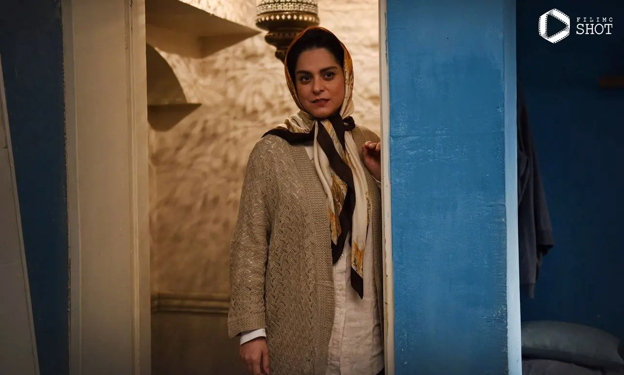 فیلم رها (6)