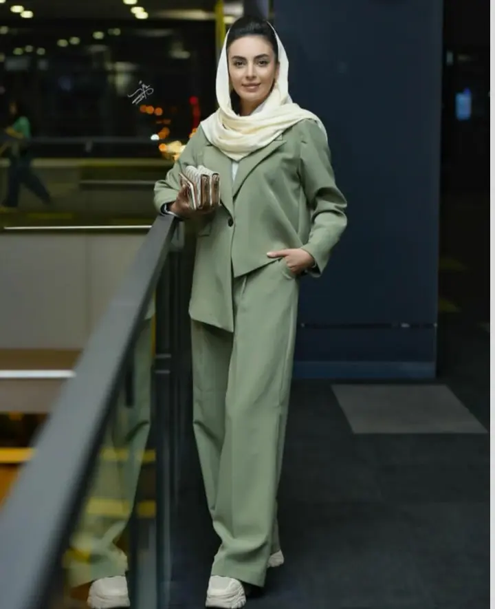 Mahshid Javadi (5)