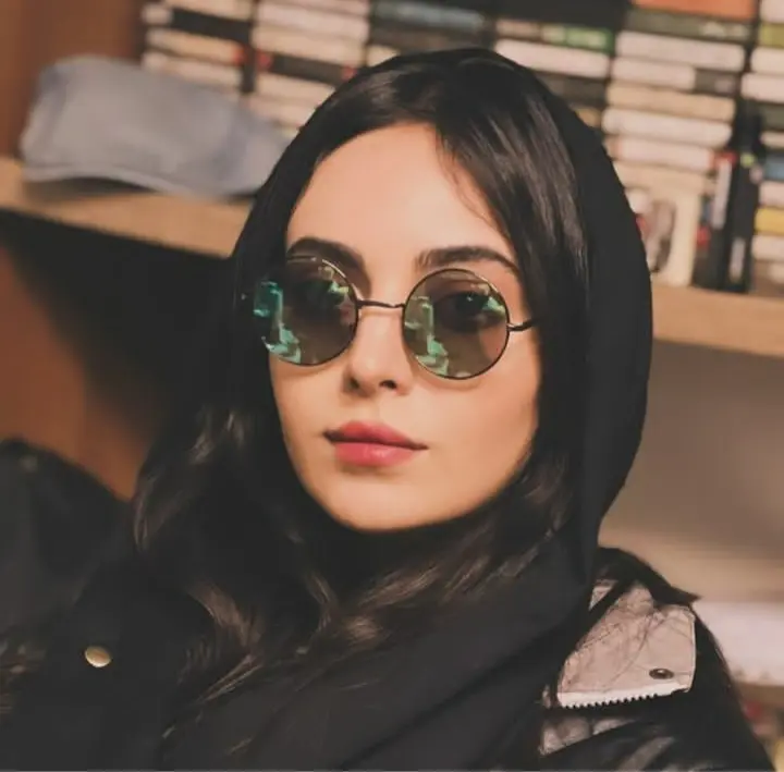 Mahshid Javadi (2)