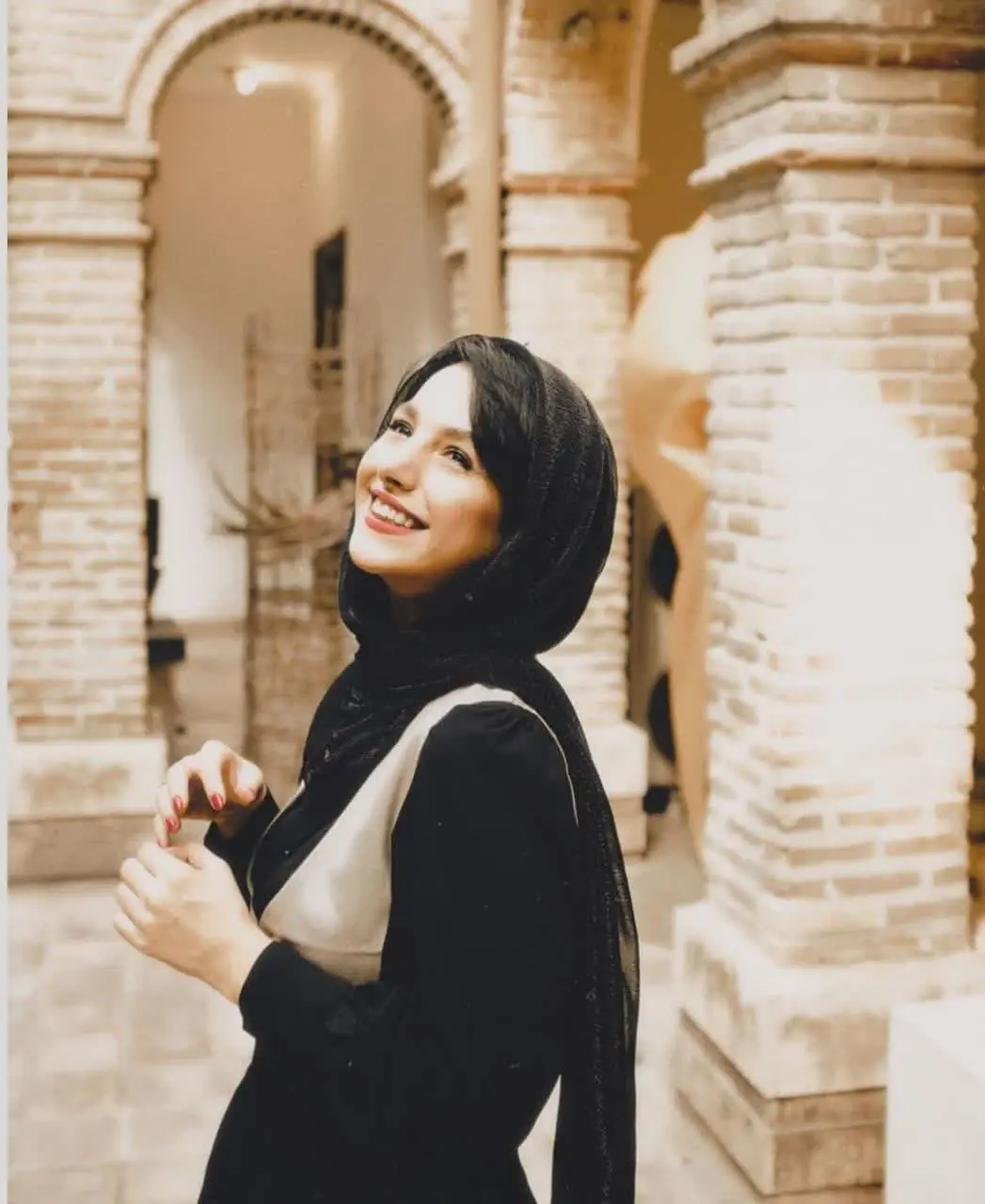 Javaneh Delshad (12)