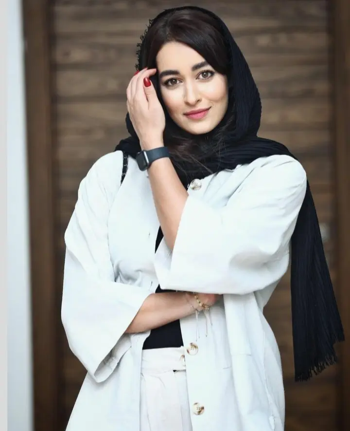 مه لقا مینوش زاد