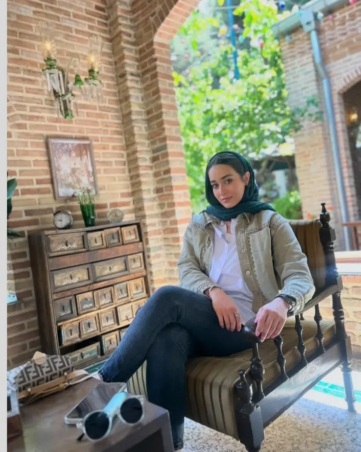 مه لقا مینوش زاد