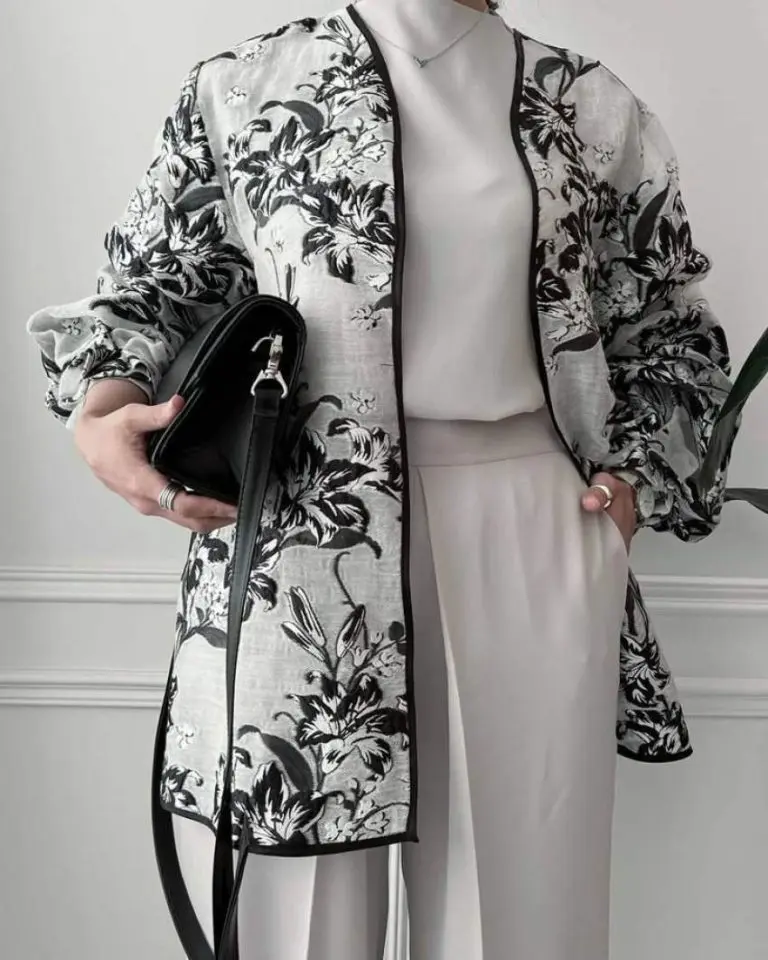 Katie coat model (8)