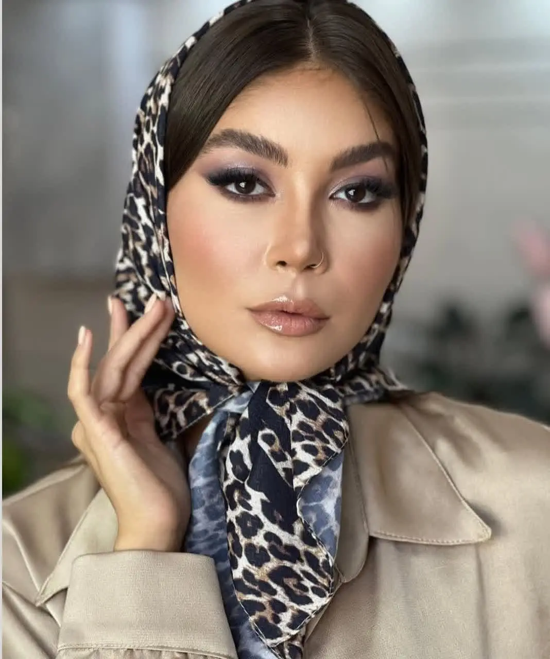 Girls_ scarf model (28)
