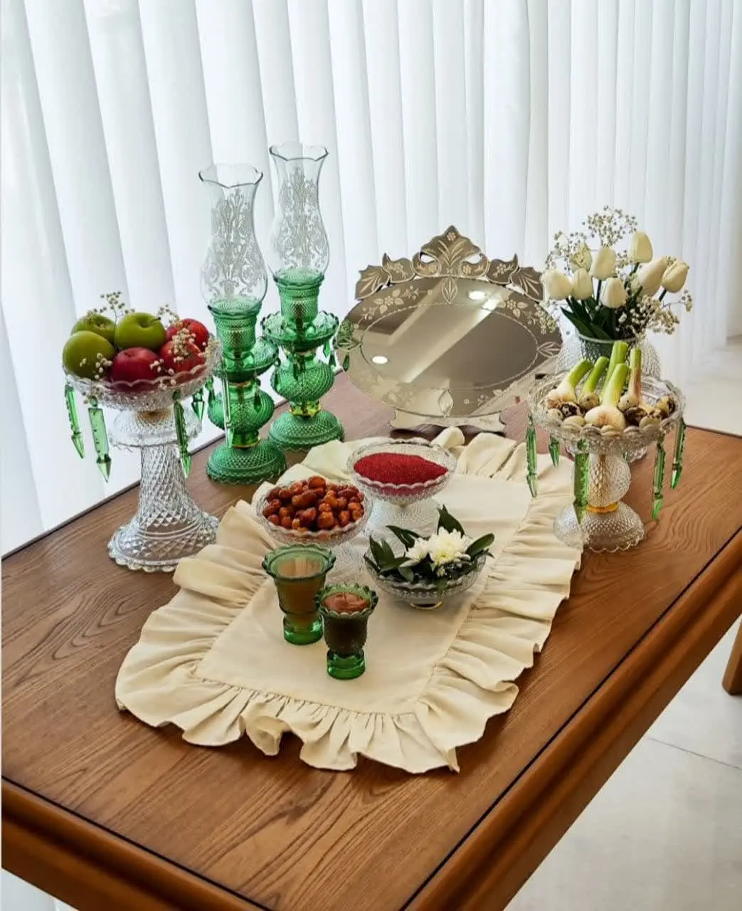 Haft Sin table (15)