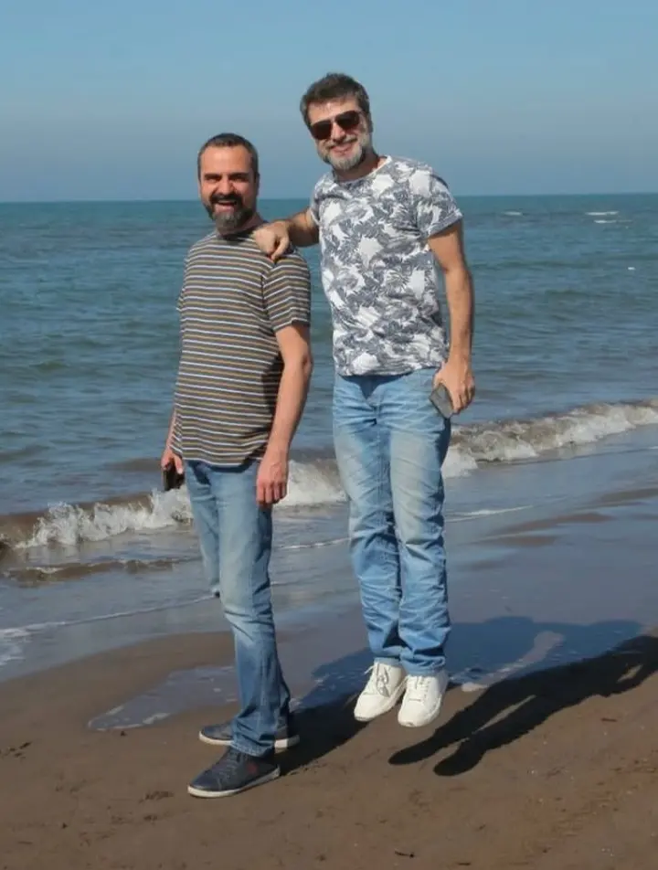 Alireza Ara (4)