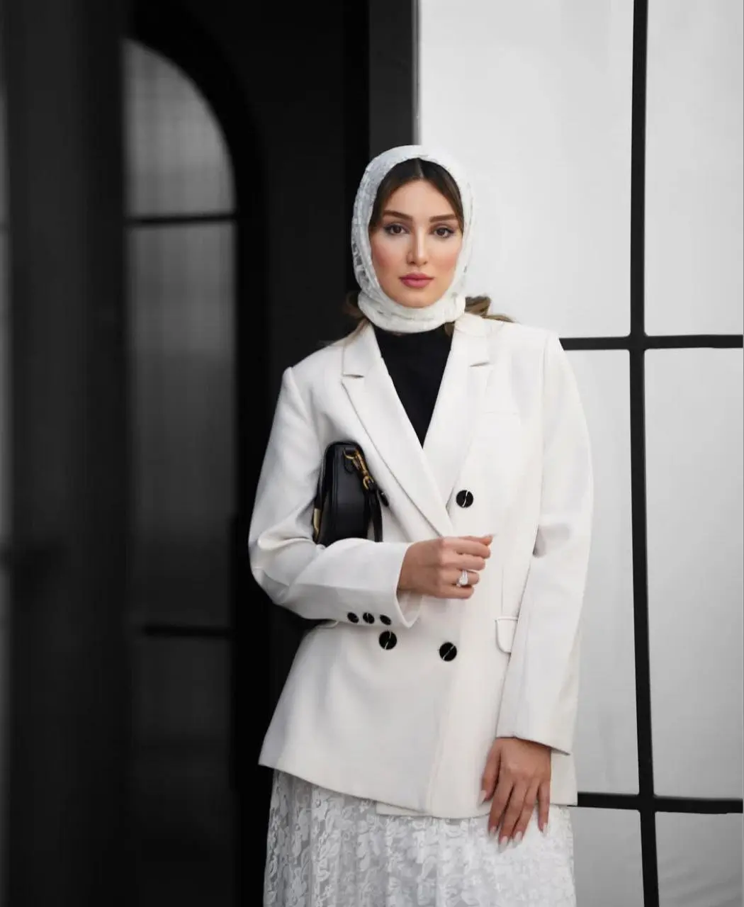 Zahra Naderifar (12)
