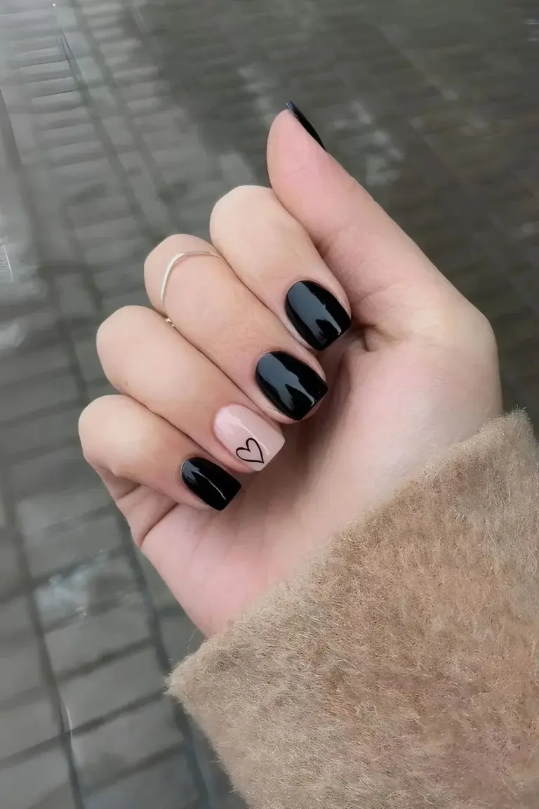 طرح ناخن مشکی برای محرم