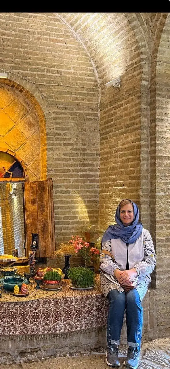 فریبا نساج پور