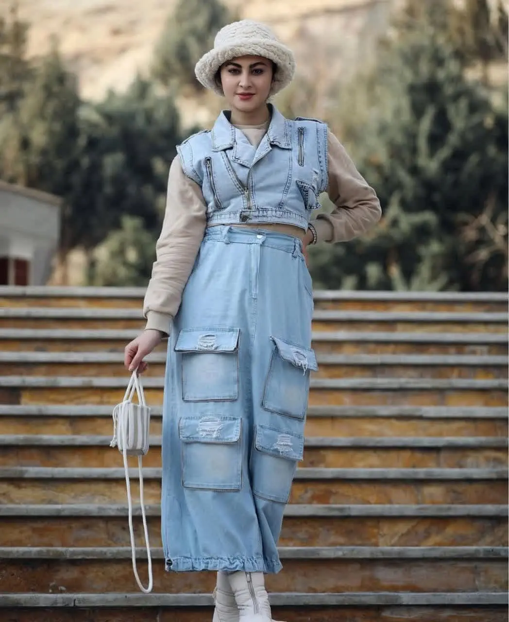 Maryam Momen (18)