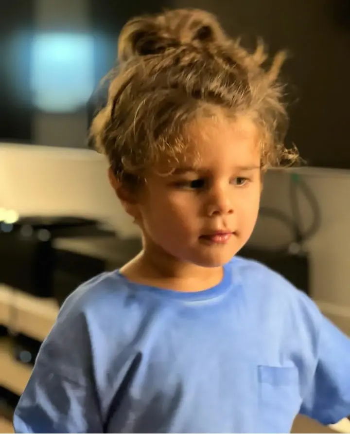 Sam Derakhshani (5)