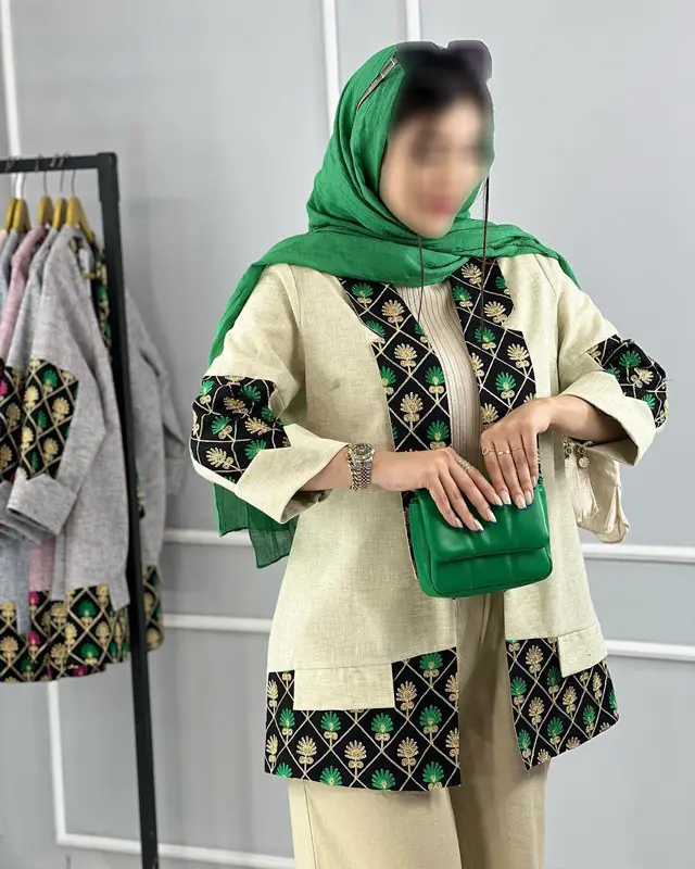 Katie coat model (43)