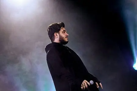 آرون افشار,بیوگرافی آرون افشار,عکس آرون افشار