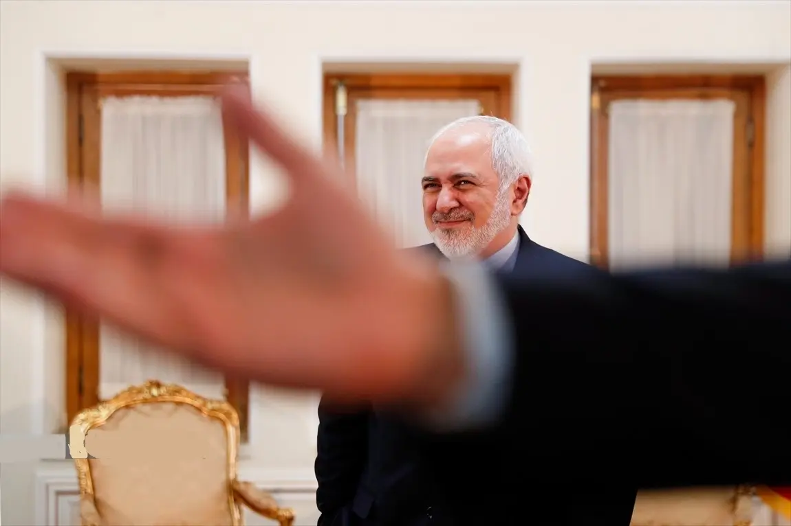 استراتژی ظریفِ ظریف برای رسیدن به پاستور؛ از دولت دور شو تا به ریاستجمهوری ۱۴۰۰ برسی استراتژی ظریفِ ظریف برای رسیدن به پاستور؛ از دولت دور شو تا به ریاستجمهوری ۱۴۰۰ برسی