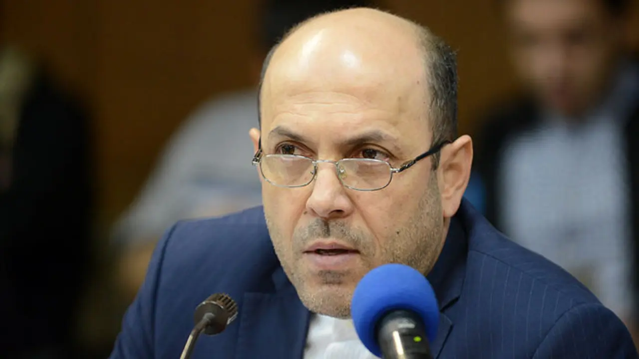سعادتمند: استراماچونی هر روز نرخ قرارداد را افزایش می‌داد