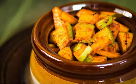 طرز تهیه انواع ترشی,نحوه درست کردن ترشی میوه