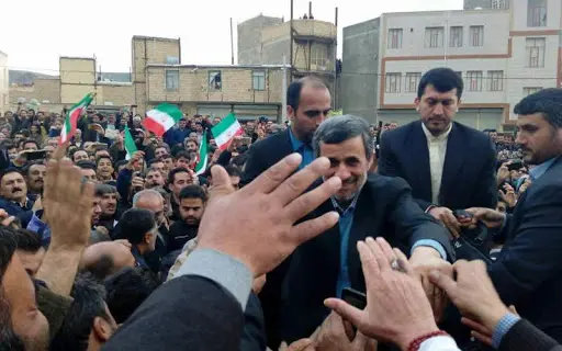 احمدی نژاد و شیرین‌کاری هایی که هر لحظه به روز می شود
