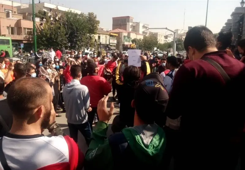تیم فوتبال پرسپولیس , تیم فوتبال پارس جنوبی‌ جم , شجاع خلیل‌زاده , فوتبال , لیگ دسته اول فوتبال ,