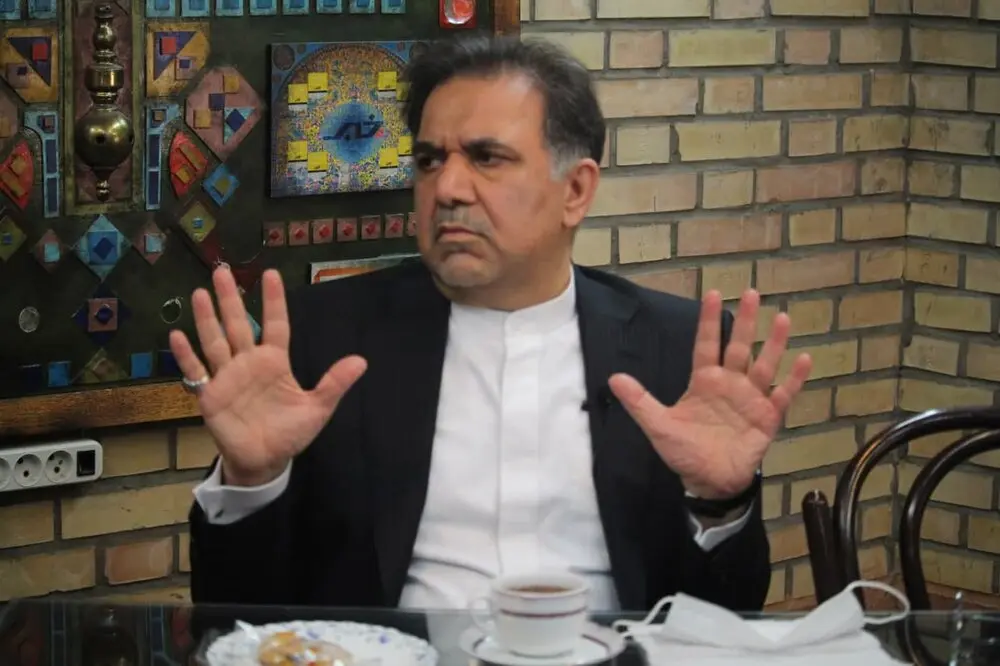 آخوندی: احمدینژاد قطعا دروغ میگوید /تورم با بگیر و ببند حل نمیشود