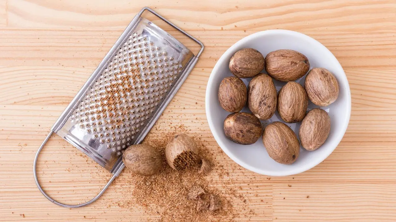 خواص جوز هندی