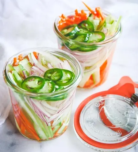 طرز تهیه ترشی سبزیجات چینی ترشی با کلم چینی , ترشی معروف چینی, ترشی چینی