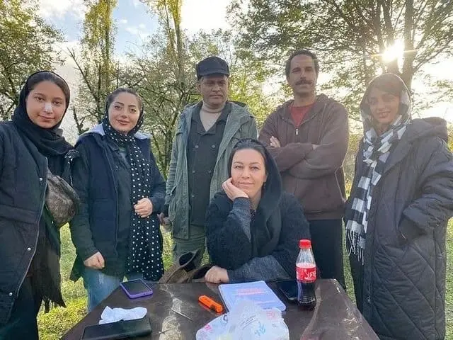 بازیگران فیلم لختگی