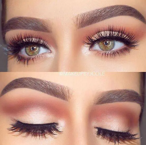 آرایش چشم ساده با سایه ملایم آرایش چشم ساده