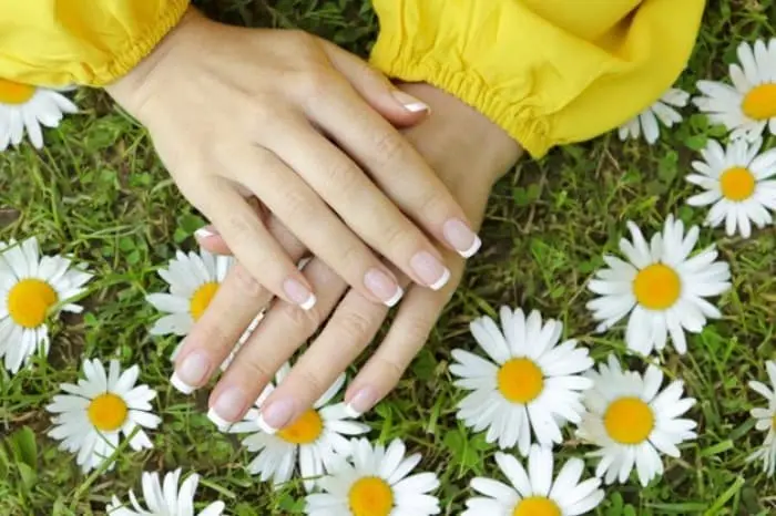 مانیکور ژلیش ناخن