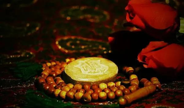 آموزش خواندن نماز شب و فضیلت آن آموزش خواندن نماز شب
