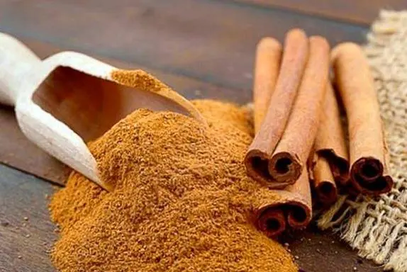 درمان خانگی گلو درد چرکی با دارچین استفاده از دارچین