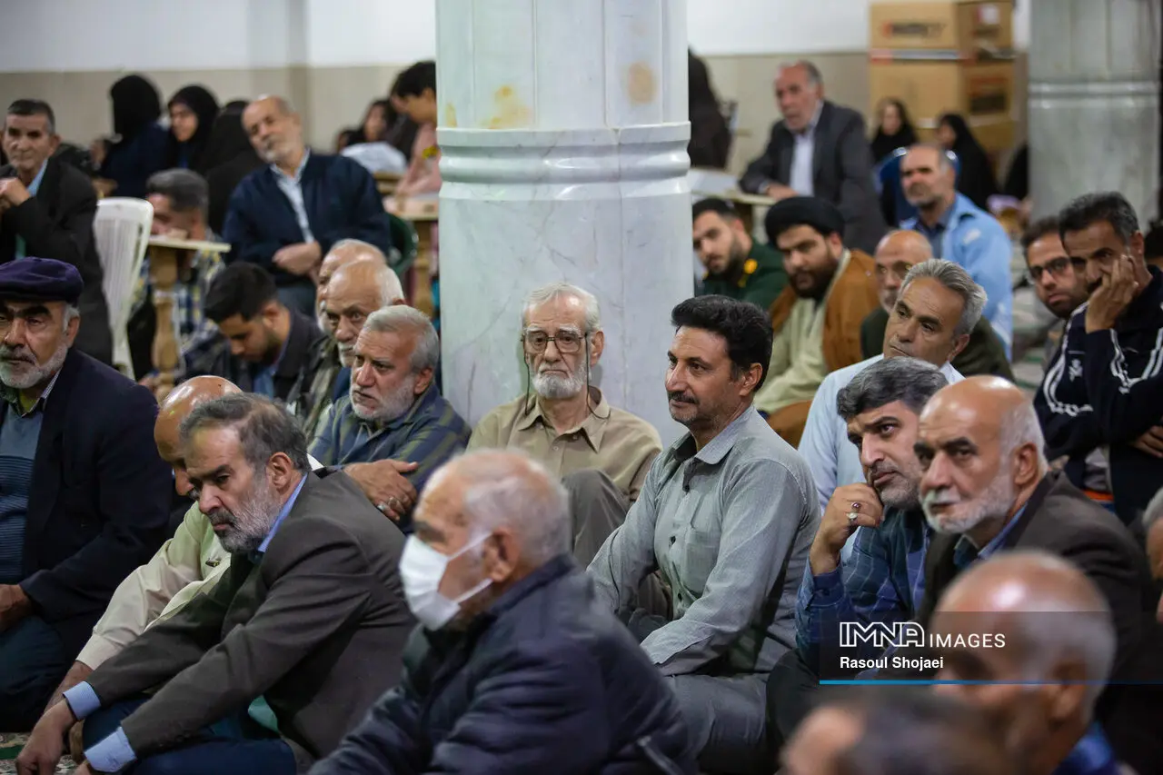 قامت ایستاده مدیریت شهری در محله قائمیه