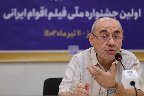 کمال تبریزی: در تلویزیون فرقی بین دوغ و دوشاب نیست