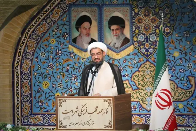 تقدیر از دستگیری متجاوز به عنف از تریبون نماز جمعه/ امام جمعه زاهدان: تایید و ردصلاحیت‌ها نباید طوری باشد که شبهه مهندسی انتخابات را القا کند