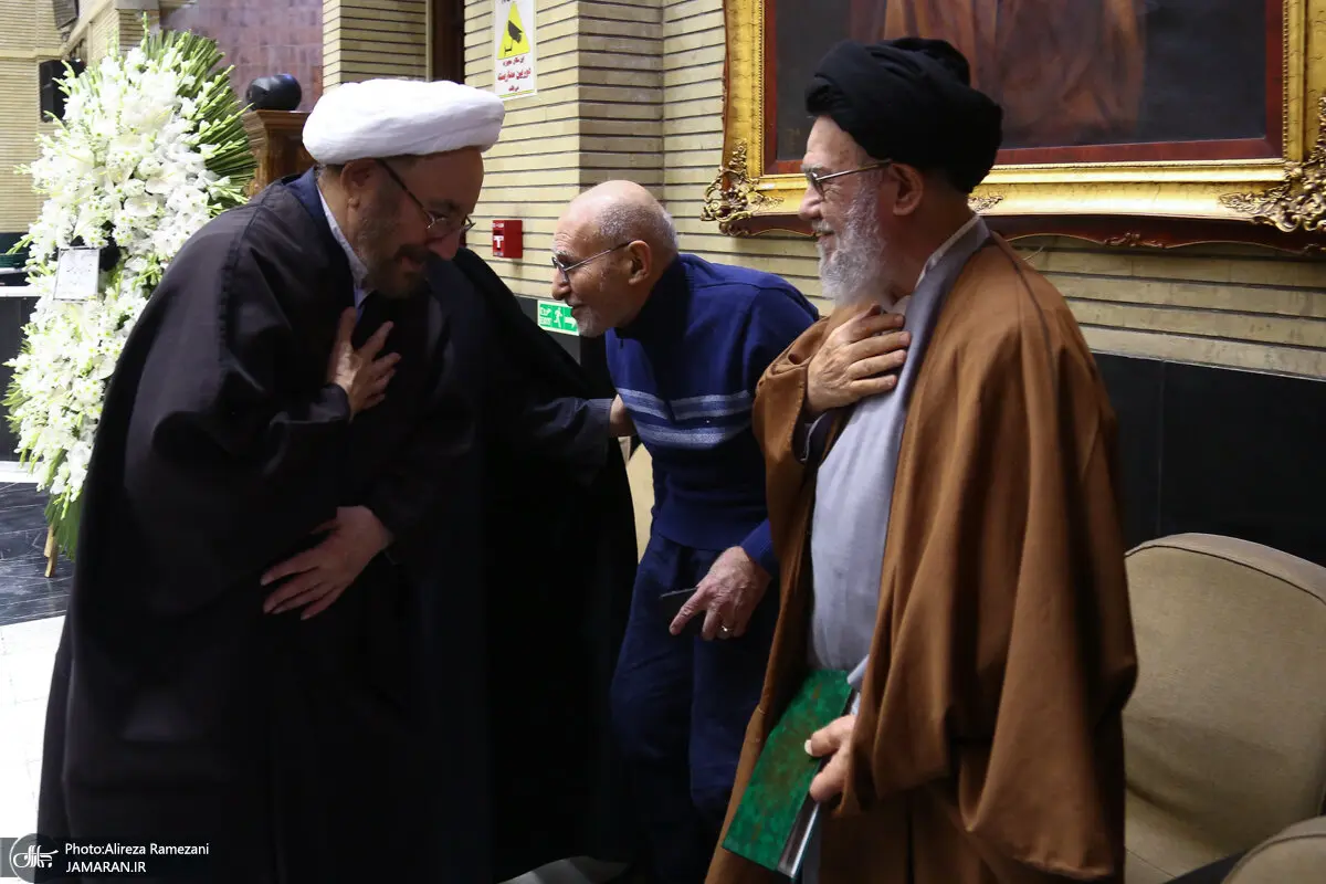 تصاویر جدید از موسوی خوئینی ها، بهزاد نبوی و علی یونسی در یک مراسم