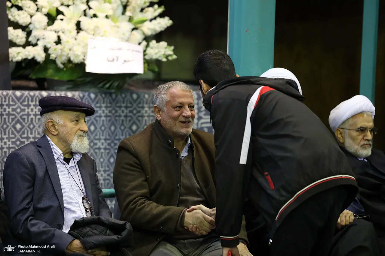 هم‌نشینی سیدمحمد خاتمی و علی لاریجانی در یک مراسم +عکس