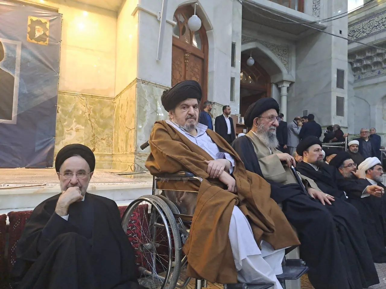 عکس جدید از نوه کمتر دیده شده و ارشد امام خمینی /حضور غافلگیر کننده «سیدحسین» در یک مراسم بعد از مدت ها /خواهر او کجا زندگی می کند؟