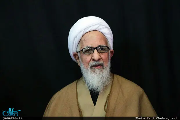 آیت الله جوادی آملی : مملکت را کمیته امدادی نمی‌شود اداره کرد / هر کس باید در کنار سفره خودش بنشیند