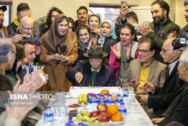 تصنیف‌خوانی علی نصیریان در سنگلج