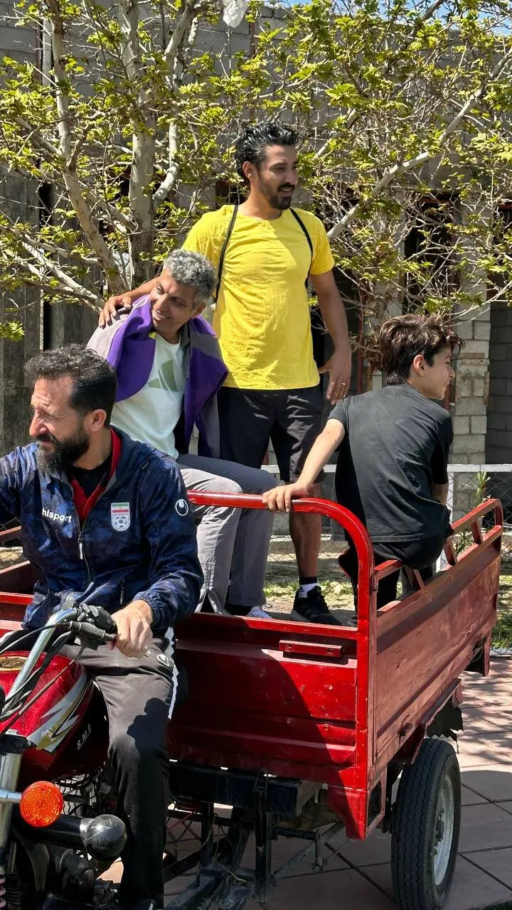عکس‌| اسنپ دم خونه فردوسی‌پور اینا