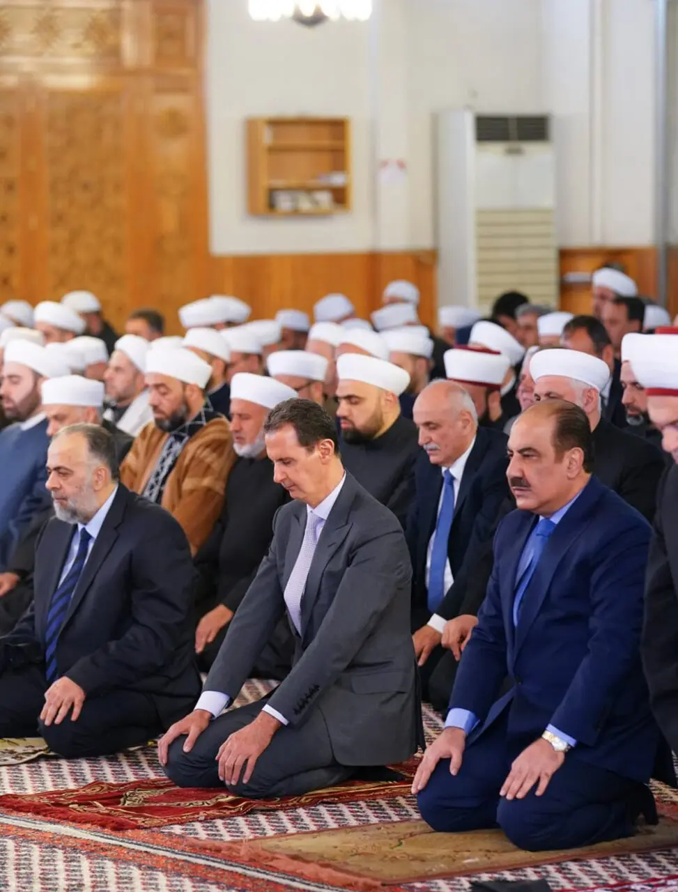 حضور بشار اسد در نماز عید فطر / عکس