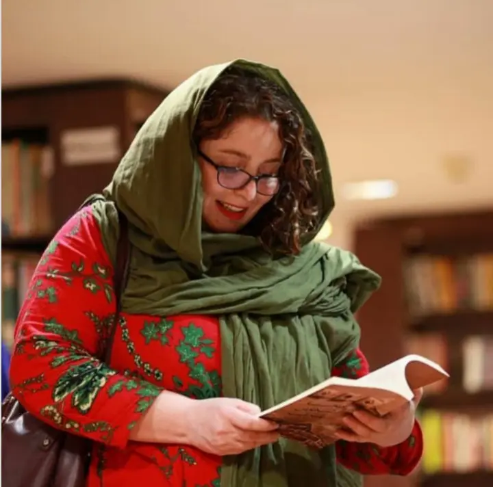 ژاله صامتی (2)